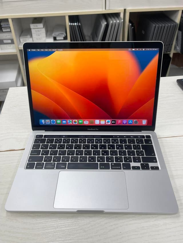 7313. Macbook Pro 2020 13.3inch bạc i5/16/512Gb sạc 611 lần pk cáp sạc, giá 4man8
